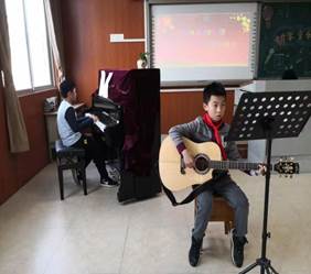 59614c03f5a8ac5399c2579456330a2