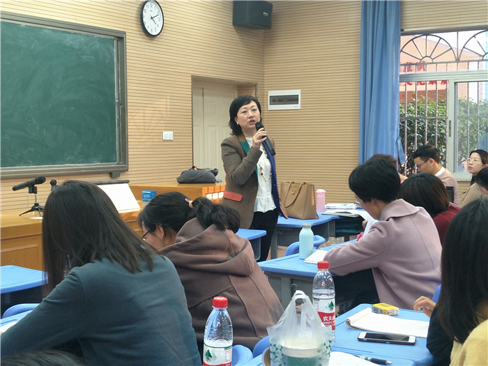 1576456974512379.jpg 5.历史学科活动现场.jpg